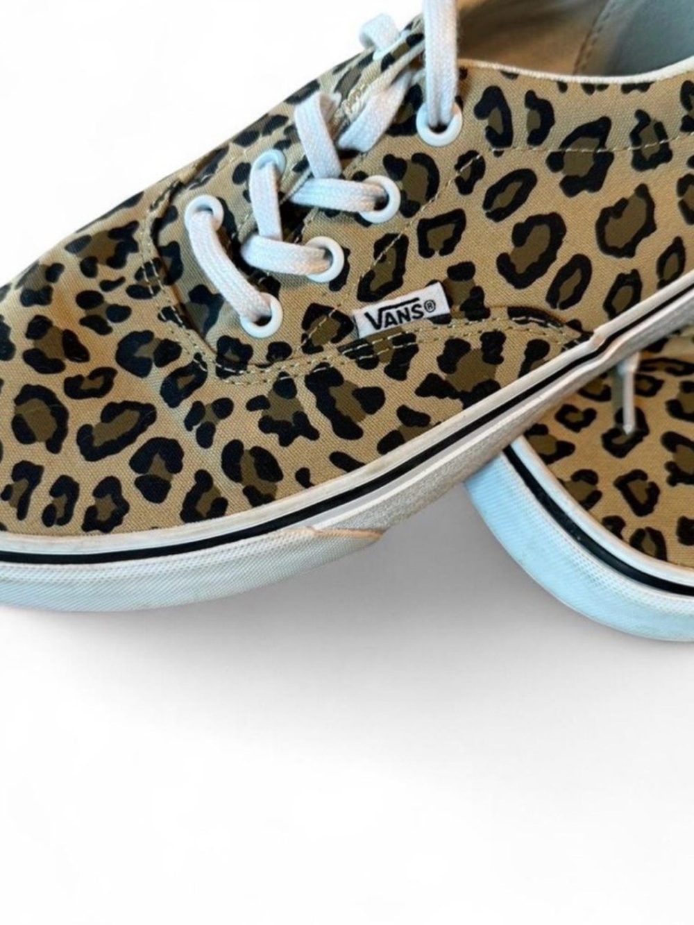 Vans Women's Leopard Canvas Low-Top Sneakers - Tan and Black